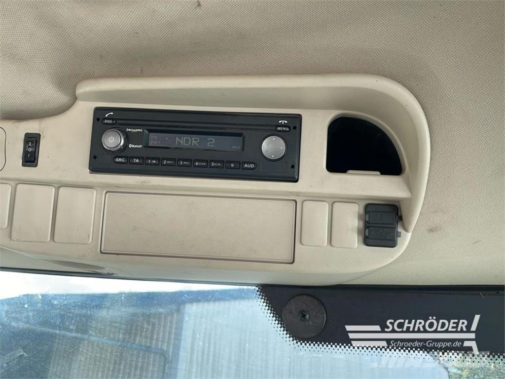 John Deere 6230 R 拖拉机/农用车