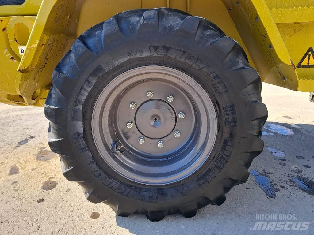 Volvo L 35 G 滑移装载机