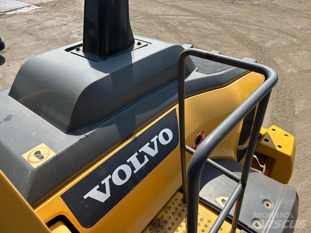 Volvo L110H 轮式装载机