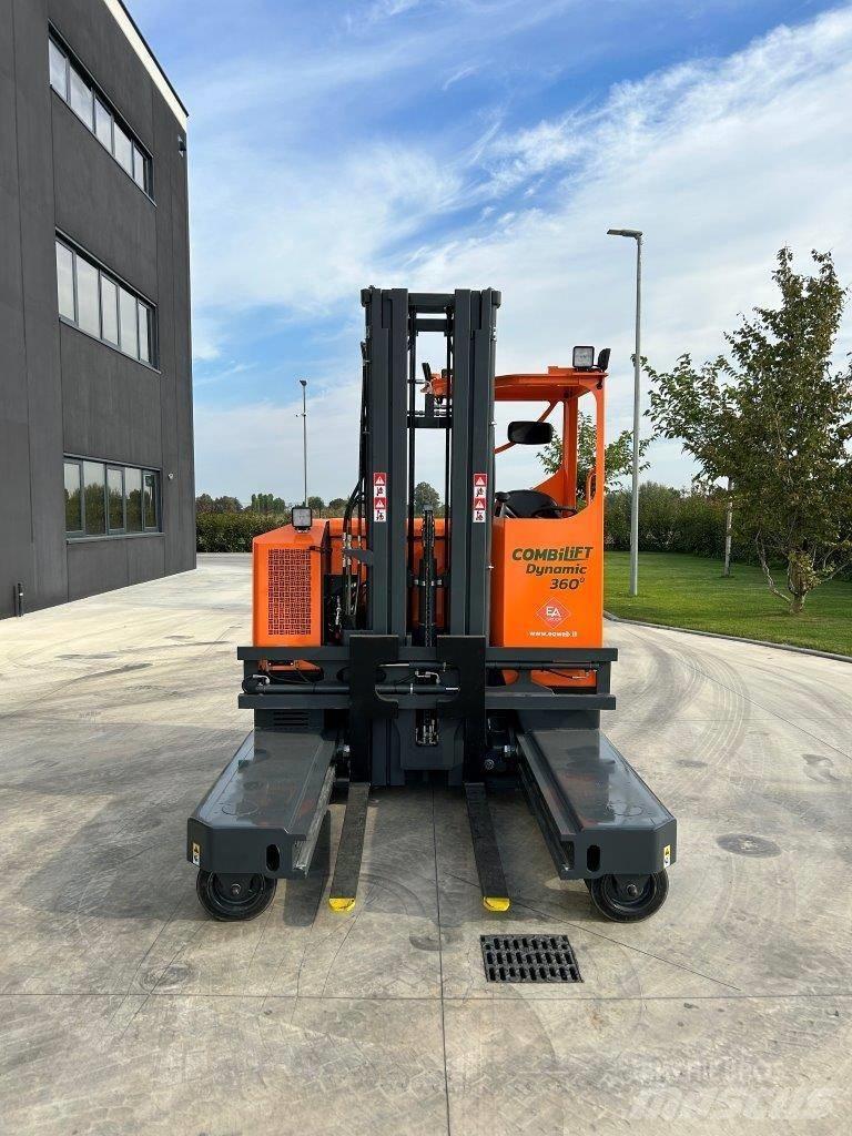 Combilift MR4 四轮前移式叉车