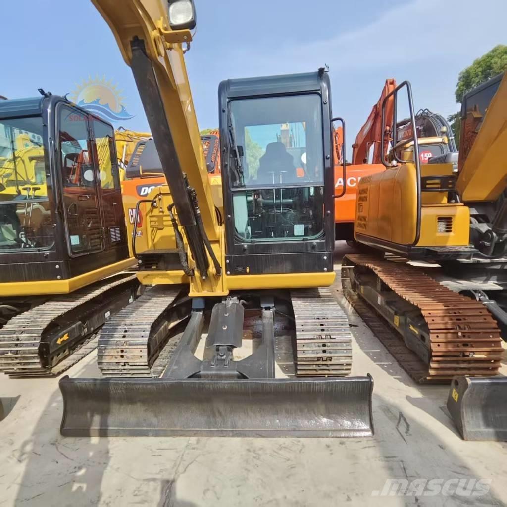 CAT 305.5E2 小型挖掘机