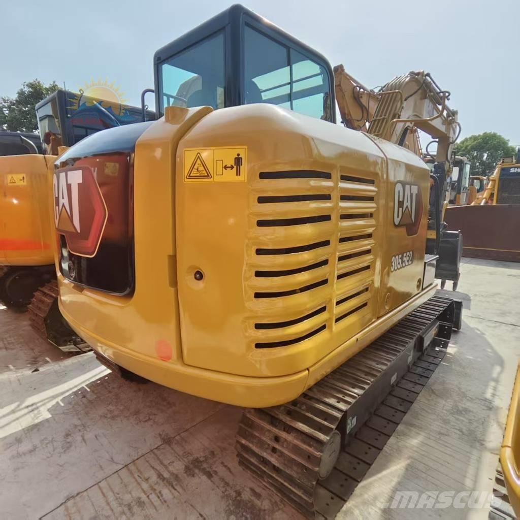 CAT 305.5E2 小型挖掘机