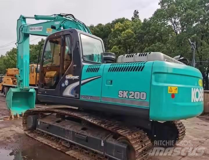 Kobelco SK200 履带挖掘机