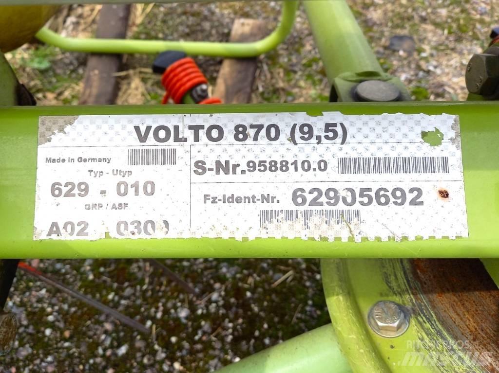 CLAAS Volto 870 犁耙和摊草机