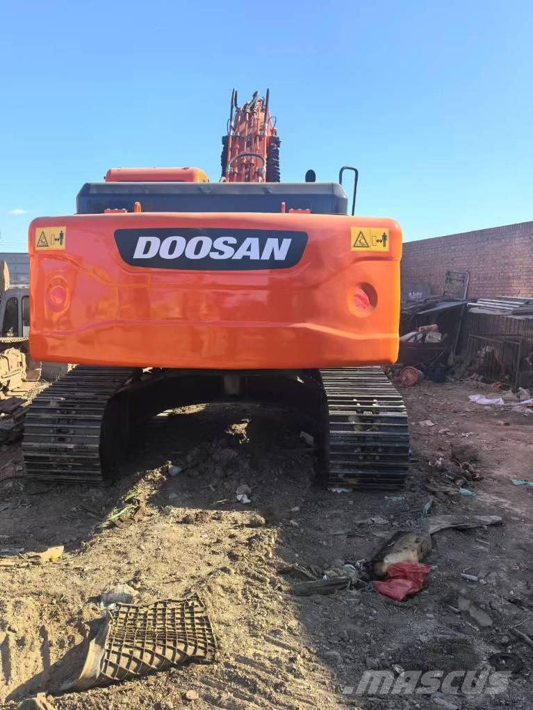 Doosan DX 225 LC-9C 履带挖掘机
