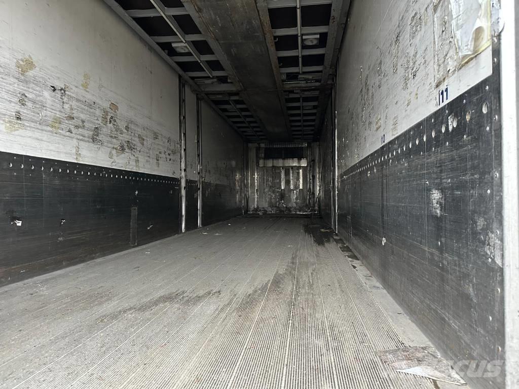 VAK V-4-40 冷藏拖车