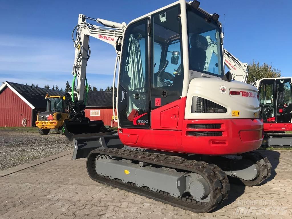 Takeuchi TB250-2 小型挖掘机