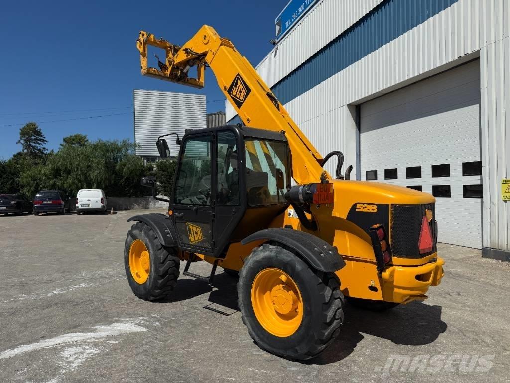 JCB 528-70 伸缩臂叉装车|叉装车