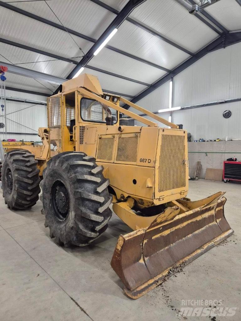 John Deere 667d 林业拖拉机