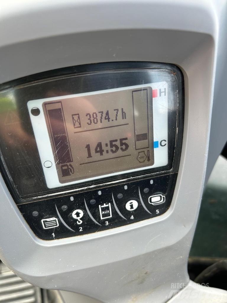 Kubota U 48-4 小型挖掘机
