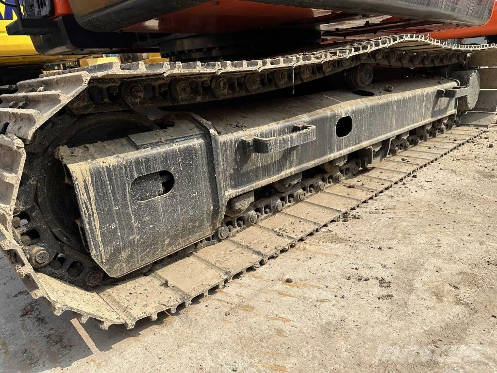 Doosan DX140LC-9C 履带挖掘机