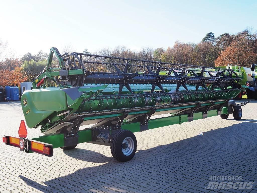 John Deere S780 + 730X 联合收割机