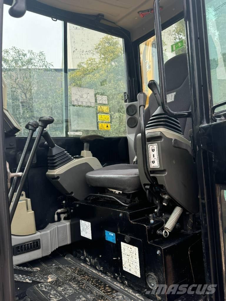 CAT CAT 305.5E2 小型挖掘机