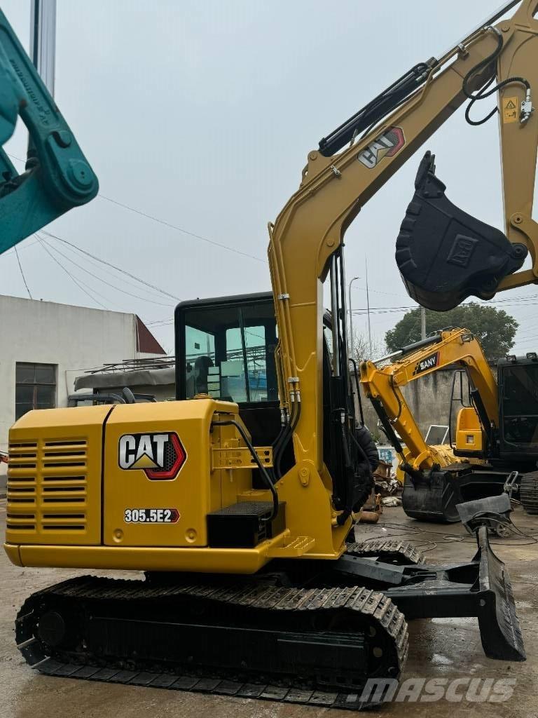 CAT CAT 305.5E2 小型挖掘机