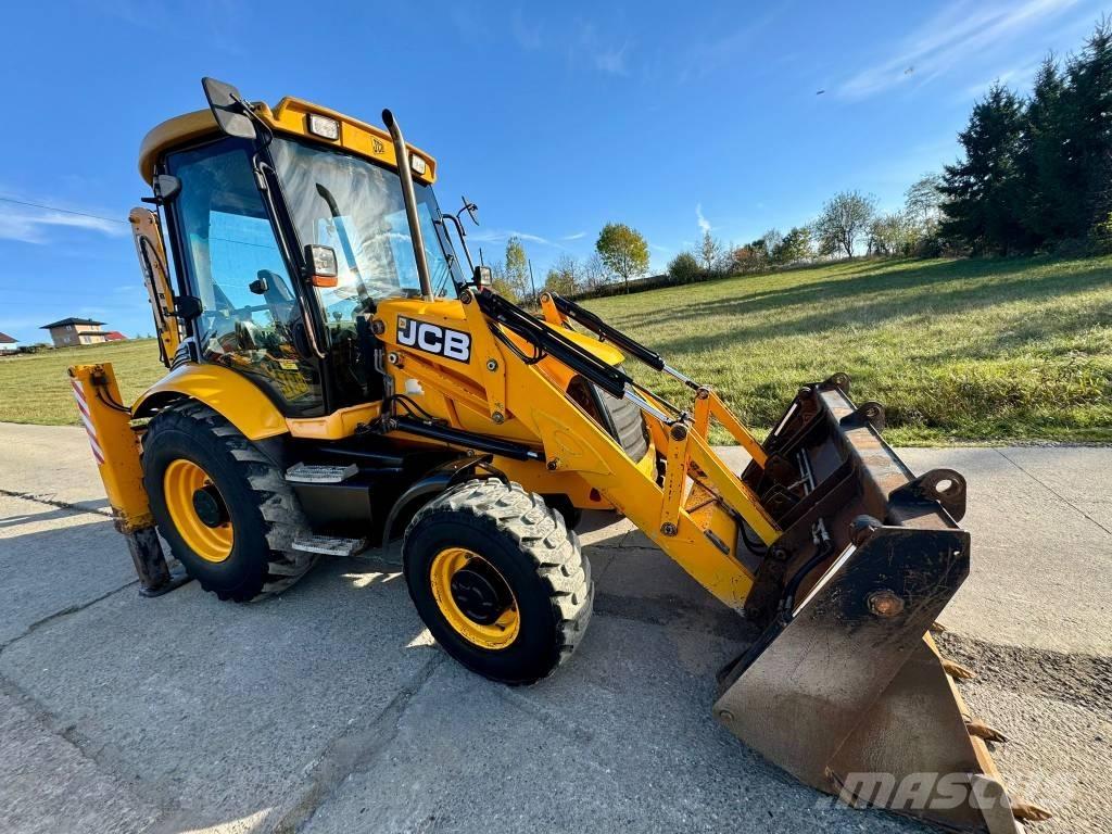 JCB 3CX 反铲装载机