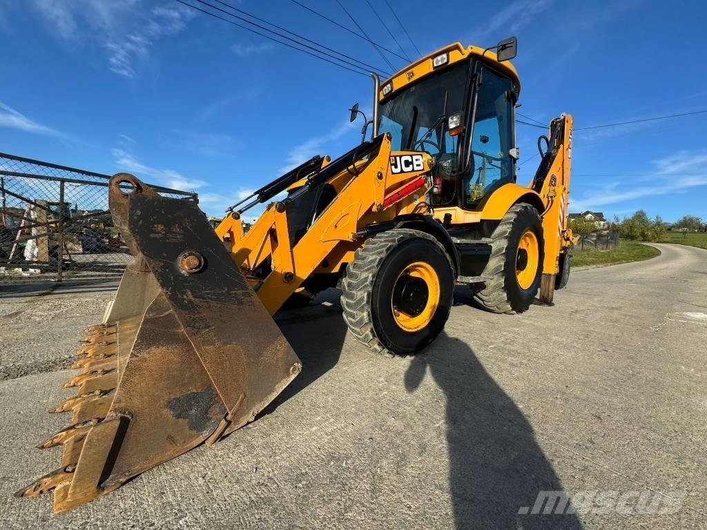 JCB 3CX 反铲装载机