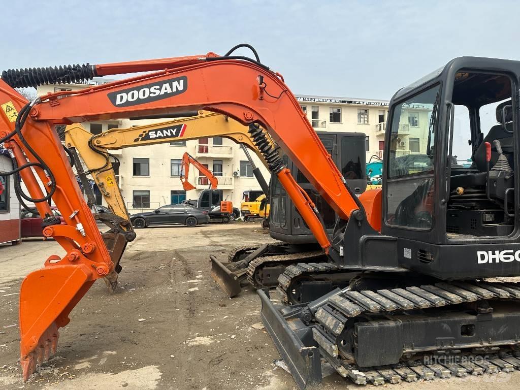 Doosan DH 60-7 履带挖掘机