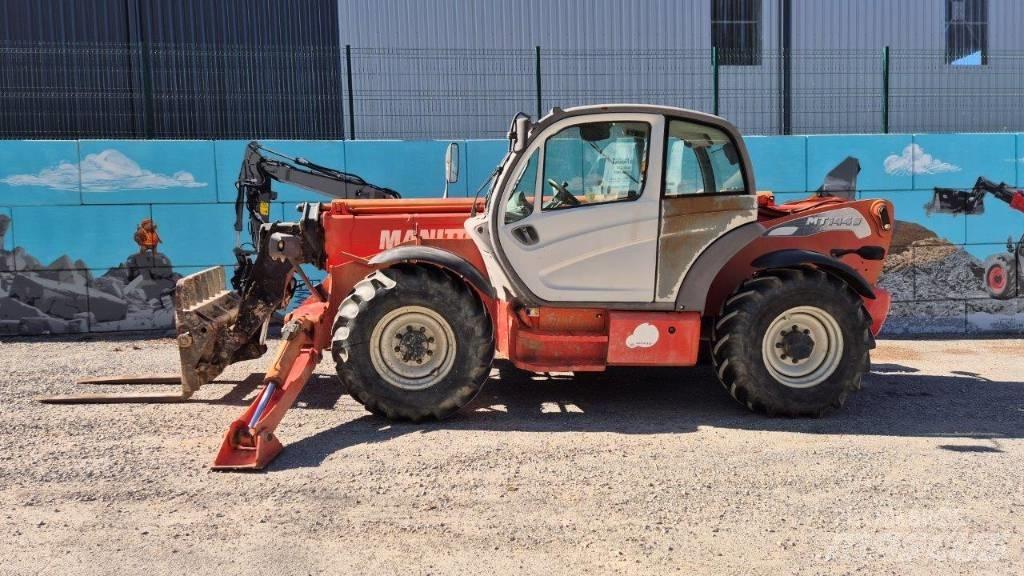 Manitou MT 1440 伸缩臂叉装车|叉装车