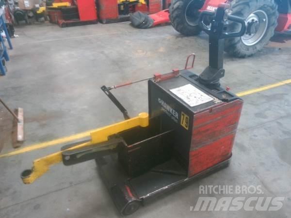 Manitou TA30 行走式堆垛机