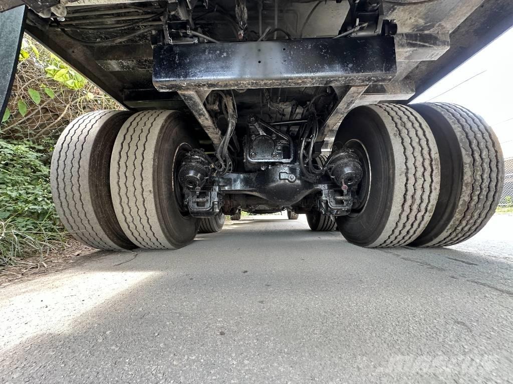 Mack MR613 垃圾车