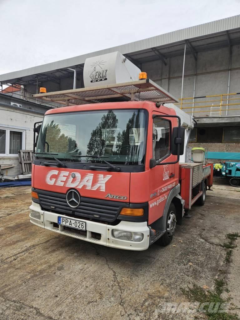 Bison TKA26 车载式高空作业车