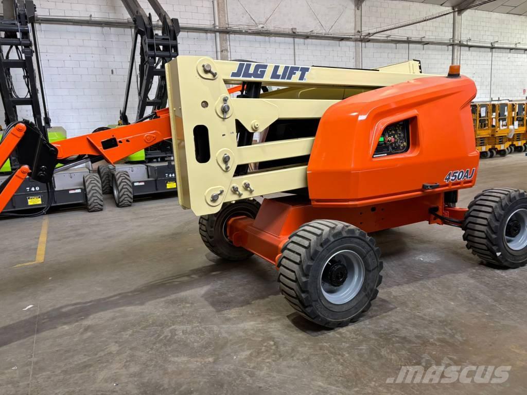 JLG 450 AJ 曲臂高空工作平台