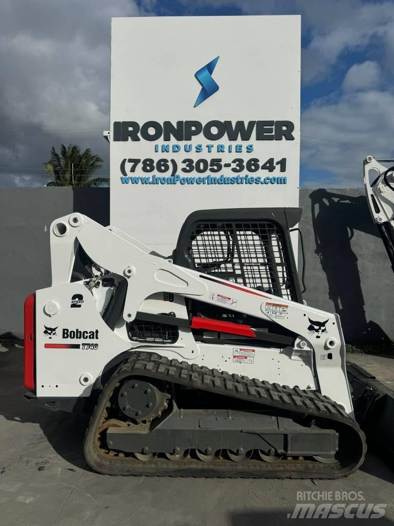 Bobcat T 740 滑移装载机