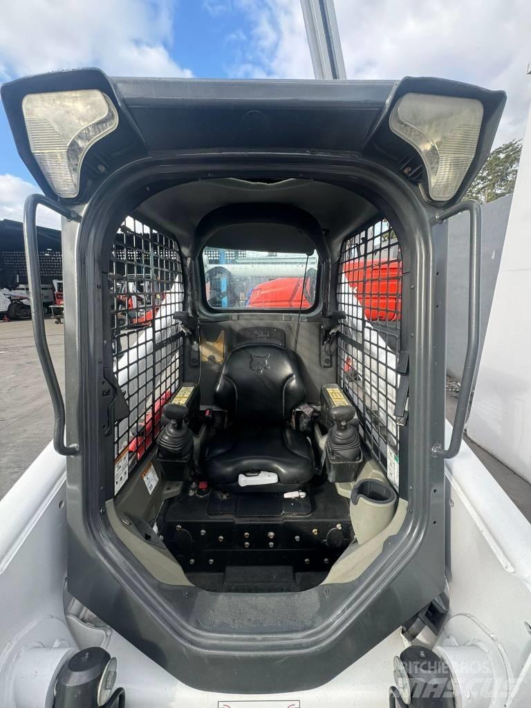Bobcat T 740 滑移装载机