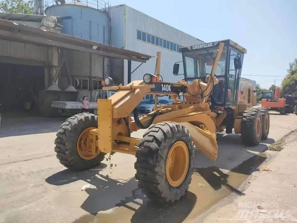CAT 140K 平地机/推土机