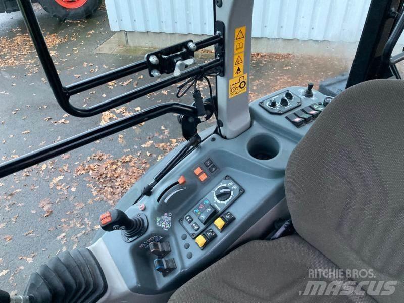 CLAAS NEXOS 240 S 拖拉机/农用车