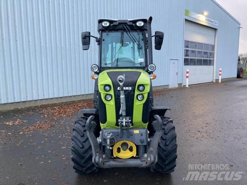 CLAAS NEXOS 240 S 拖拉机/农用车