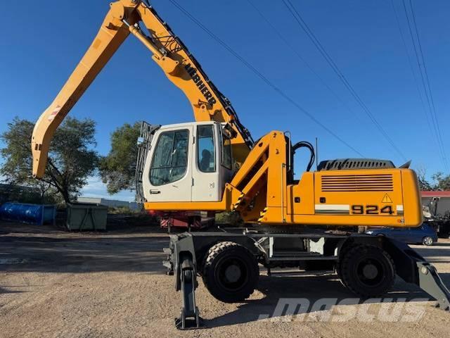 Liebherr A 924 C 工业挖掘机