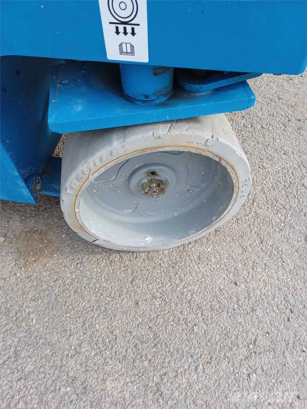 Genie GS 2646 剪叉式升降机