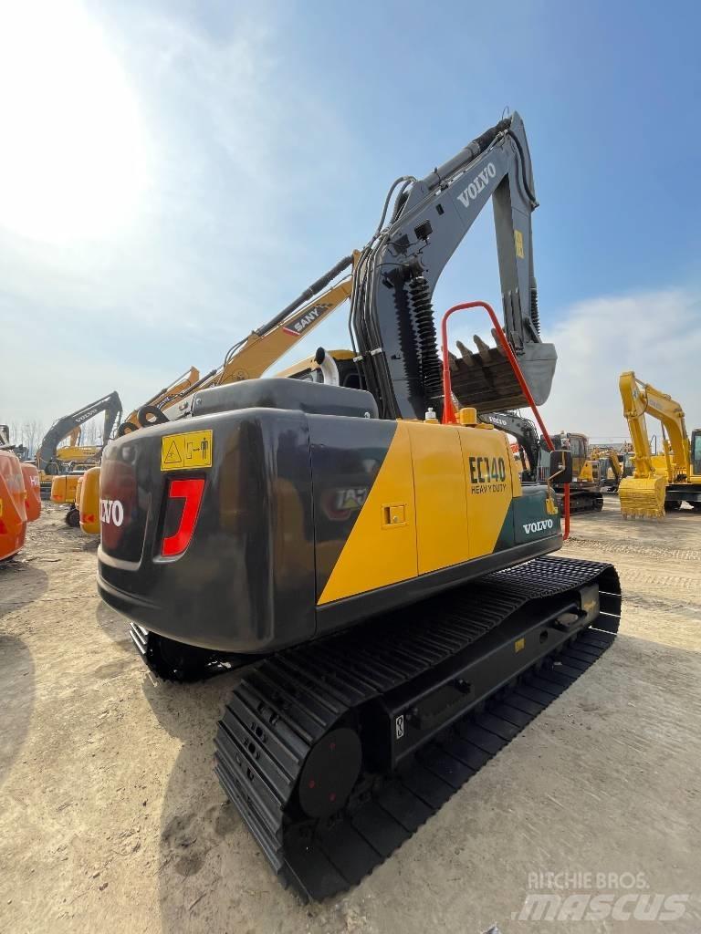 Volvo EC 140 中型挖掘机