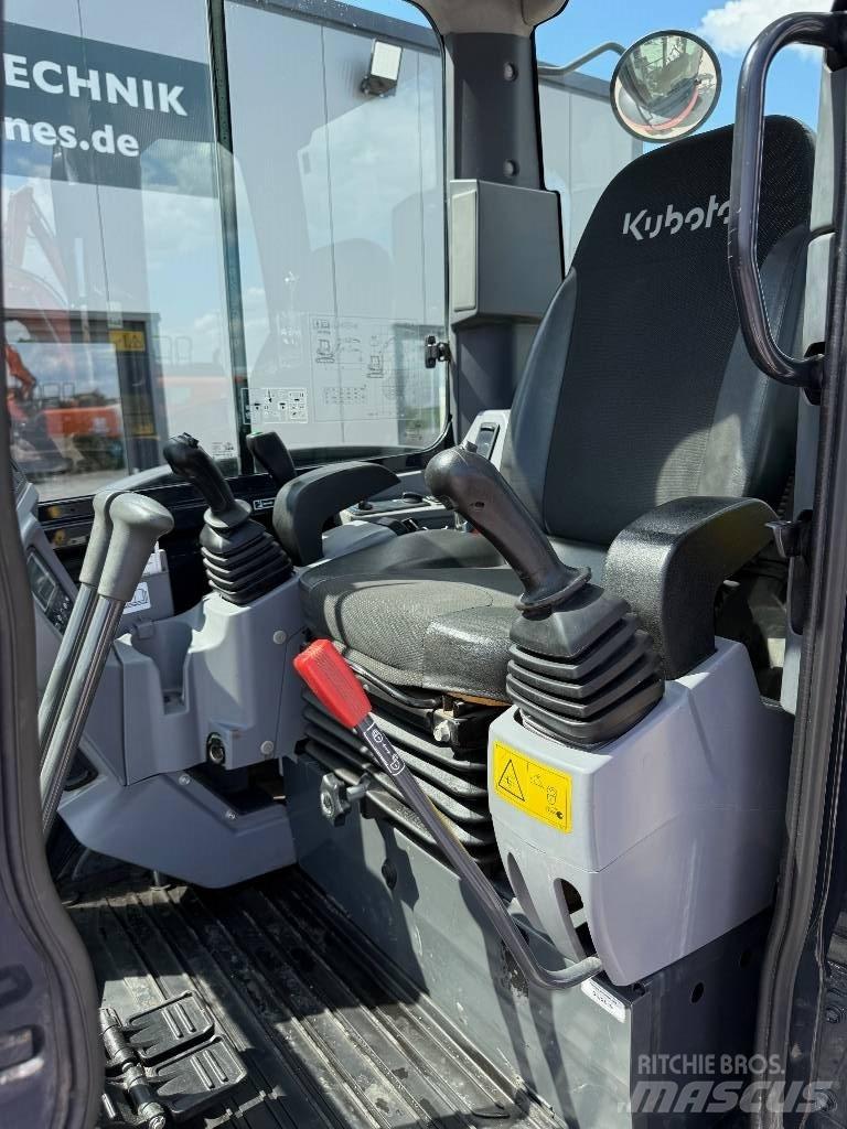 Kubota U 48-4 小型挖掘机