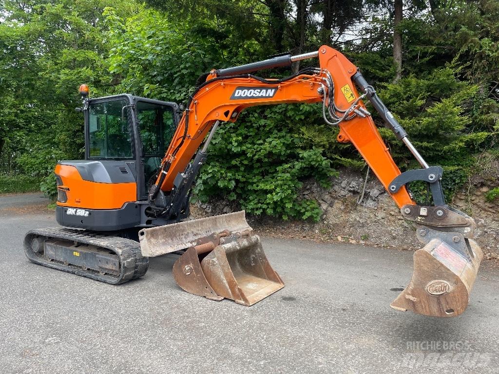 Doosan DX 50 Z 小型挖掘机