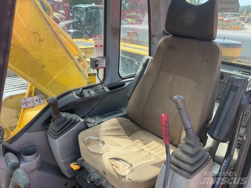 New Holland E 305 履带挖掘机