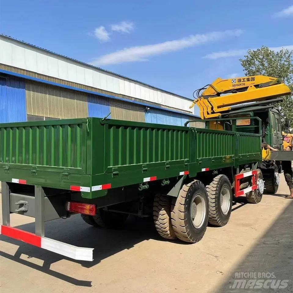 Howo 375 8x4 起重车