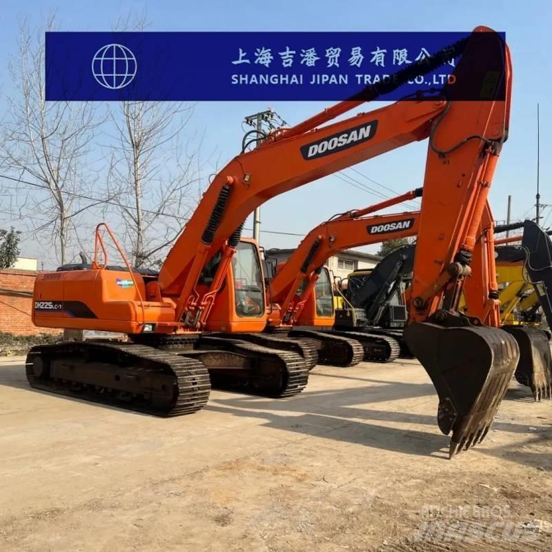 Doosan DH 225 LC-7 履带挖掘机