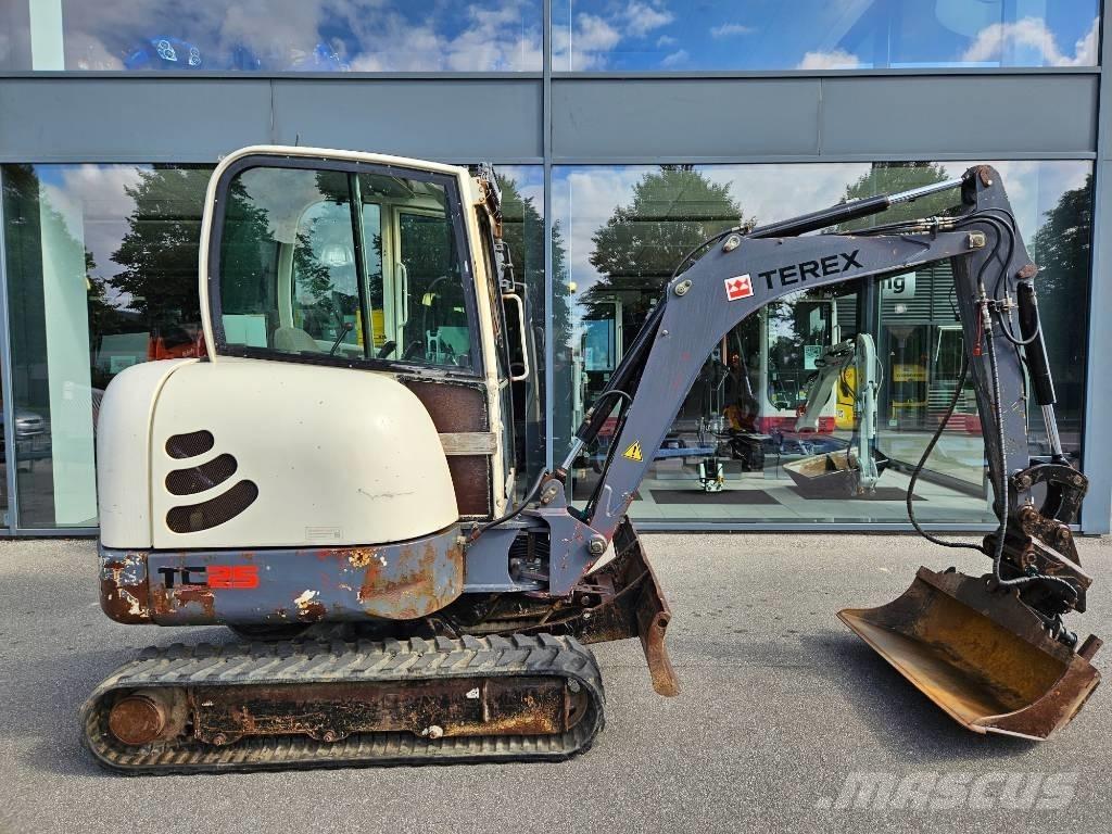 Terex tc25 小型挖掘机