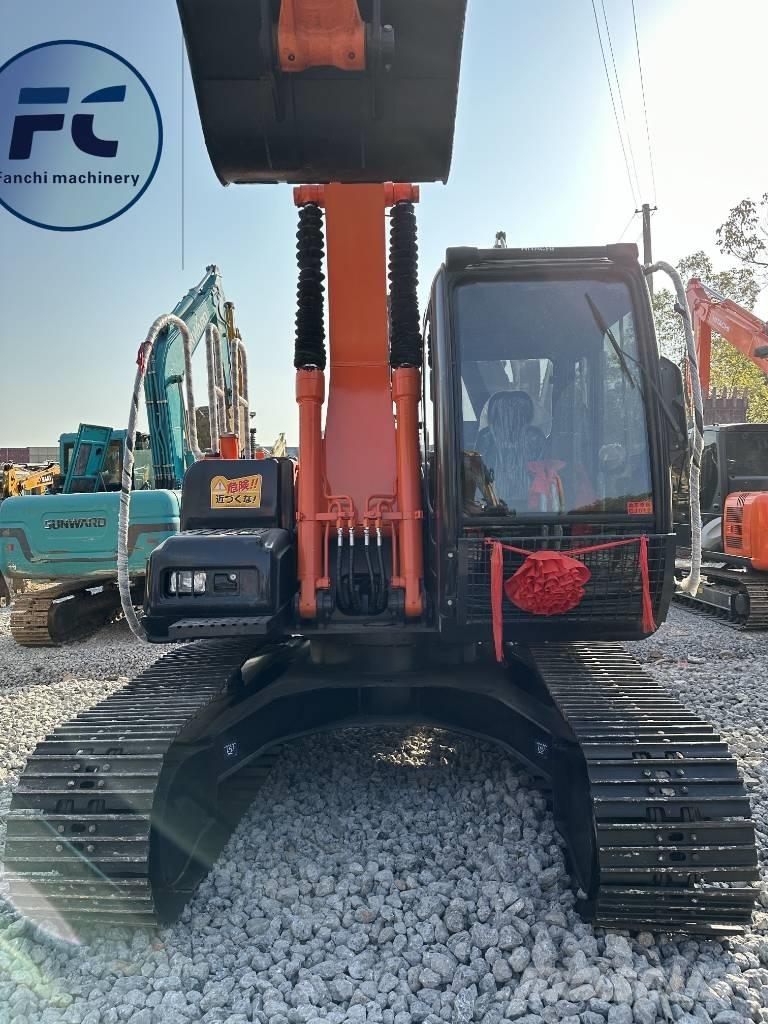 Hitachi ZX 120 履带挖掘机