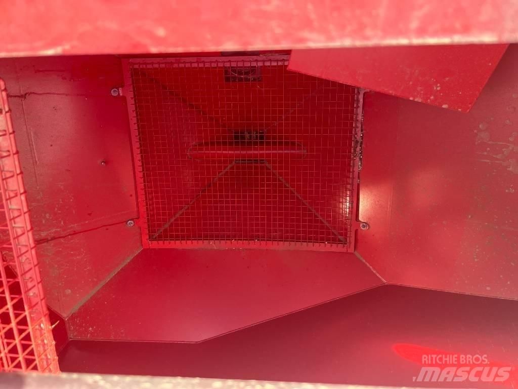 Horsch Pronto 6 KR 多功能条播机