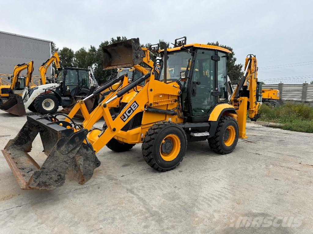 JCB 3 CX / compact 反铲装载机