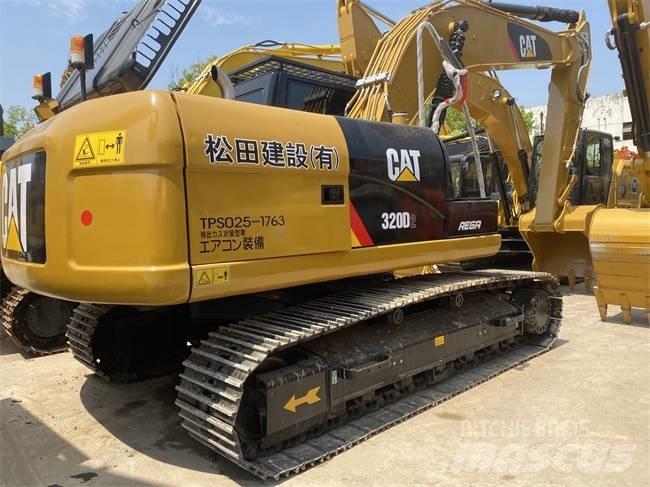 CAT 320 D2 履带挖掘机