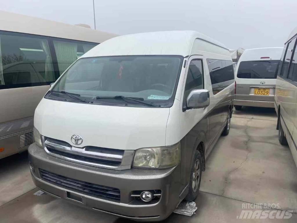 Toyota Hiace 公路客运汽车