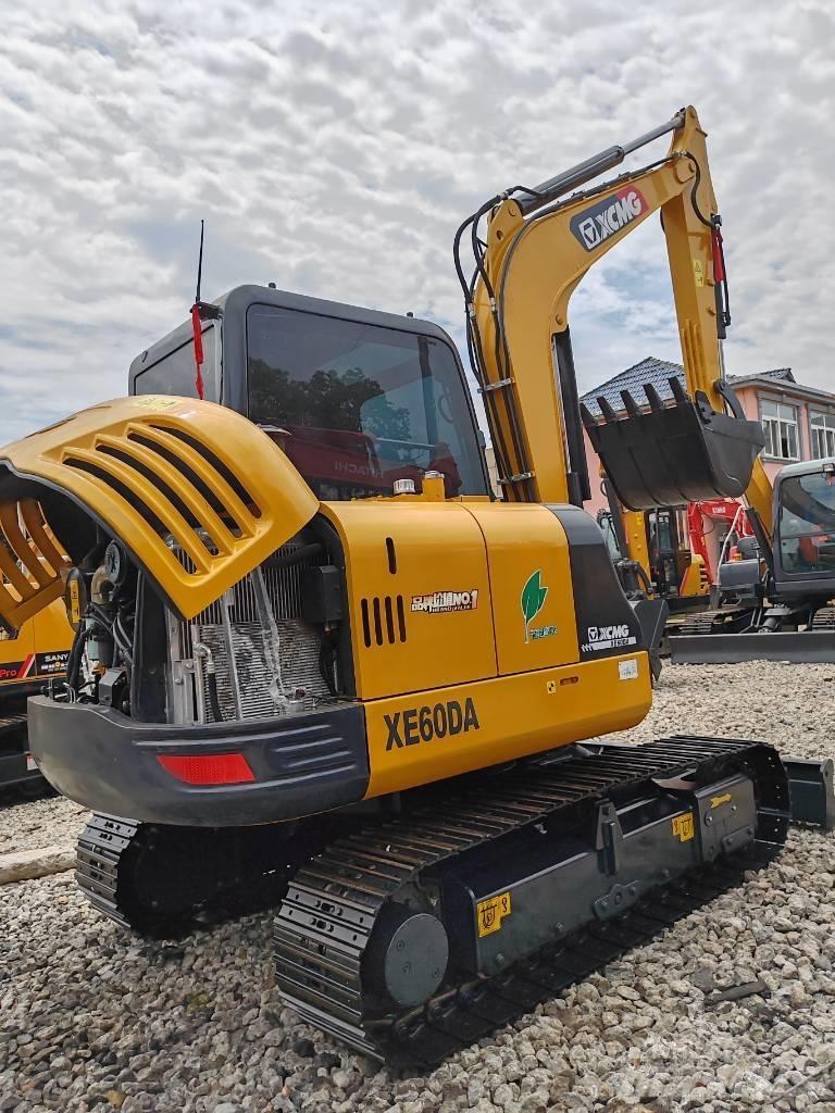XCMG XWE60DA 小型挖掘机