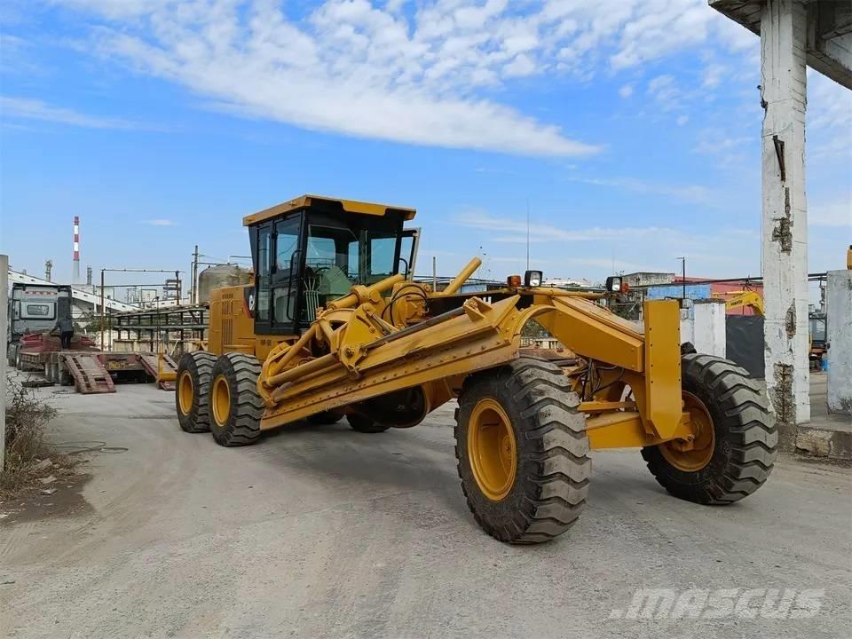 CAT 140H 平地机/推土机