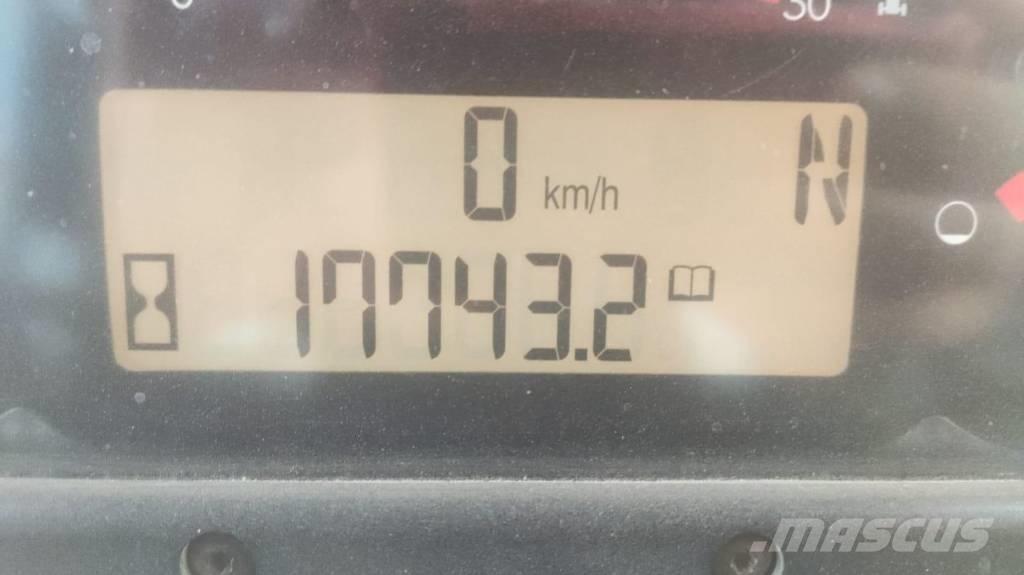 CAT 140 M 平地机/推土机