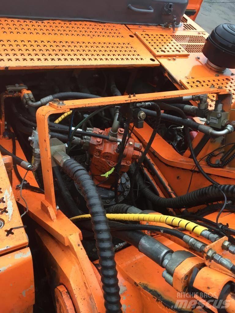 Doosan DX420LC 履带挖掘机
