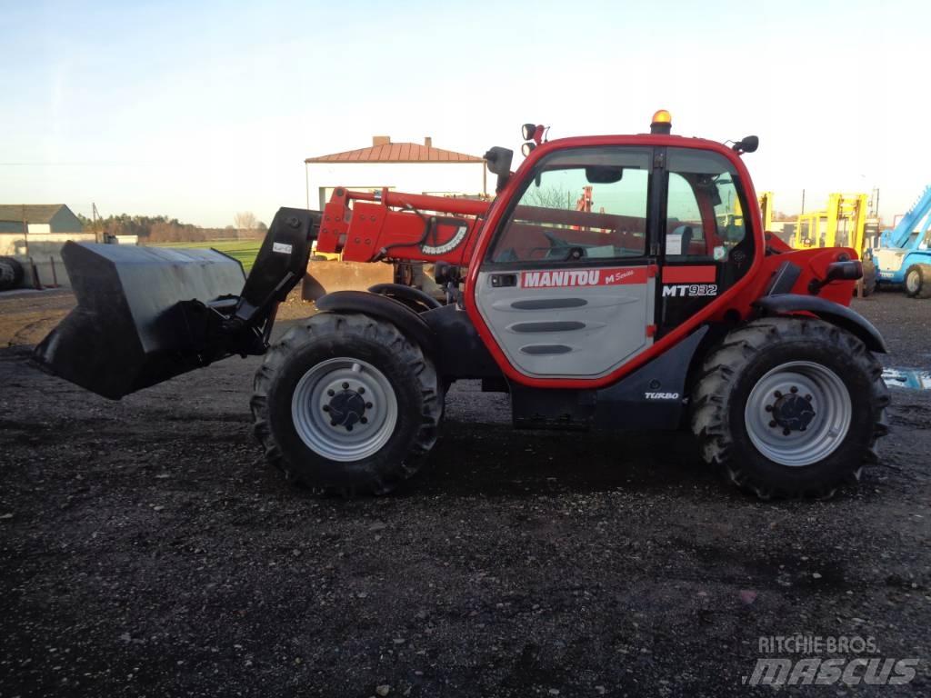 Manitou MT 932-75 伸缩臂叉装车|叉装车